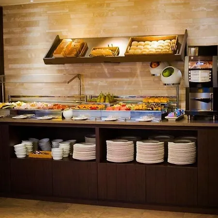 Отель Eurostars Patios De