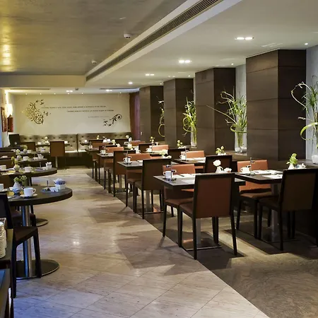 Отель Eurostars Patios De 4*