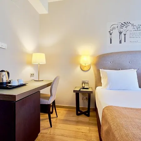 Отель Eurostars Patios De 4*