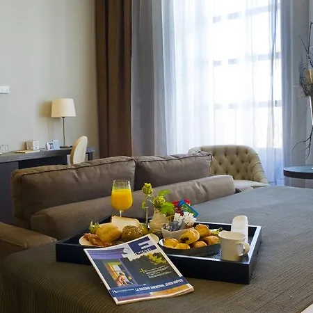 Eurostars Patios De Отель 4*